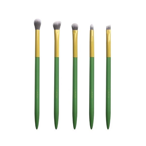 LAVISH
Essential Eye Collection
